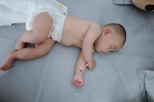 广水宝宝老打喷嚏怎么办
